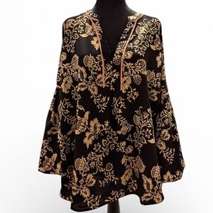 Umgee Black and Creamy Gold Floral Top